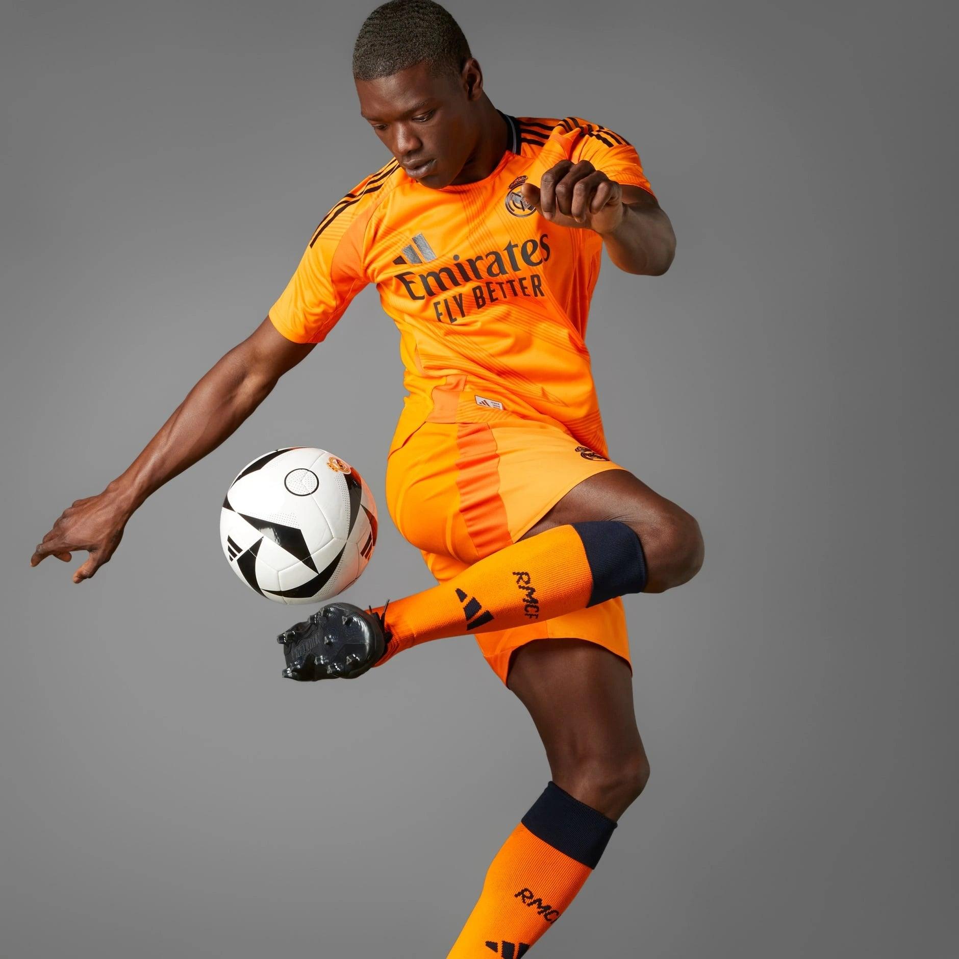 Maillot Authentique Extérieur 2024/25 Real Madrid Orange